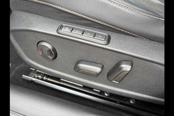 CUPRA Formentor 1.4 e-Hybrid VZ Copper Edition 245pk | PHEV | Plug-in Hybride | Stoelverwarming | Camera | Adaptieve cruisecontrol (ACC) | Elektrisch verstelbare stoelen met geheugen