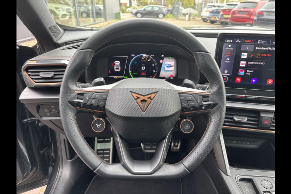 CUPRA Formentor 1.4 e-Hybrid VZ Copper Edition 245pk | PHEV | Plug-in Hybride | Stoelverwarming | Camera | Adaptieve cruisecontrol (ACC) | Elektrisch verstelbare stoelen met geheugen