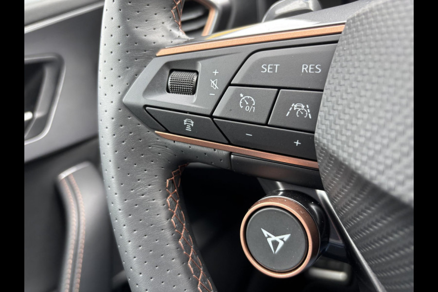 CUPRA Formentor 1.4 e-Hybrid VZ Copper Edition 245pk | PHEV | Plug-in Hybride | Stoelverwarming | Camera | Adaptieve cruisecontrol (ACC) | Elektrisch verstelbare stoelen met geheugen