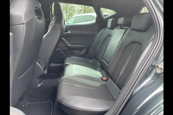 CUPRA Formentor 1.4 e-Hybrid VZ Copper Edition 245pk | PHEV | Plug-in Hybride | Stoelverwarming | Camera | Adaptieve cruisecontrol (ACC) | Elektrisch verstelbare stoelen met geheugen