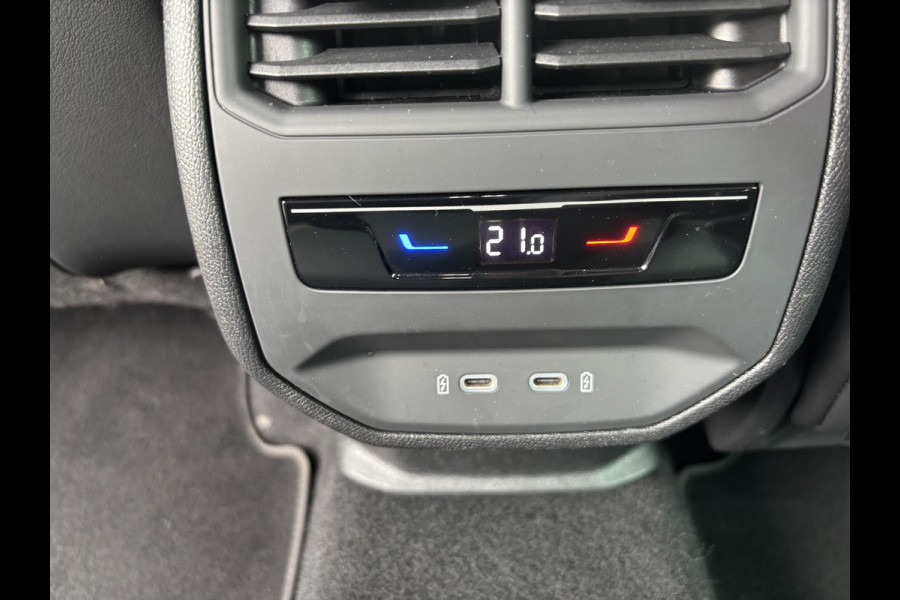 CUPRA Formentor 1.4 e-Hybrid VZ Copper Edition 245pk | PHEV | Plug-in Hybride | Stoelverwarming | Camera | Adaptieve cruisecontrol (ACC) | Elektrisch verstelbare stoelen met geheugen