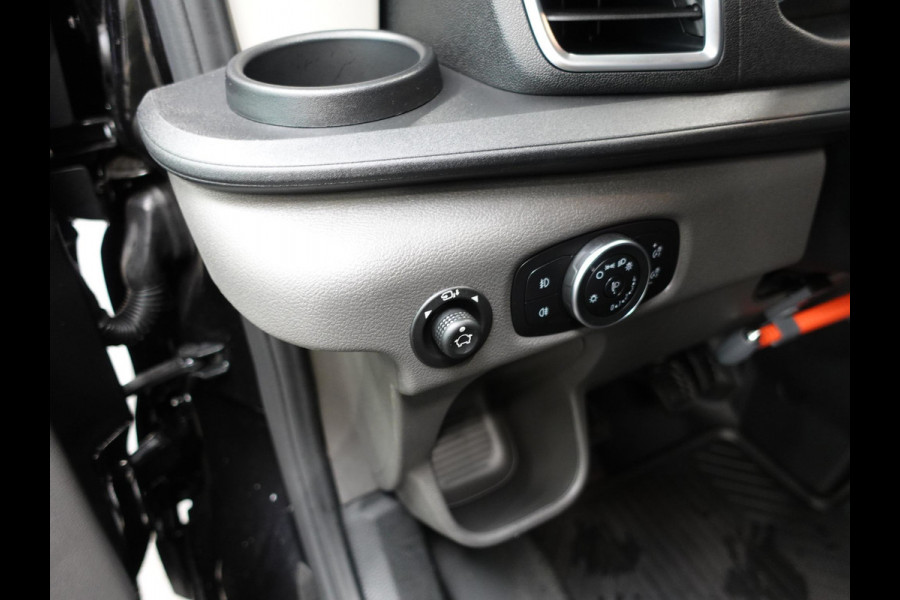 Ford Transit 130pk L2H2 Automaat Navigatie Trekhaak 360° Camera Airco Cruise DAB+
