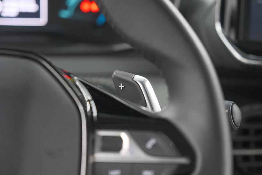 Peugeot 208 Hybrid 110 e-DCS6 Style | Parkeersensoren | Apple Carplay | Cruise Control | Airco