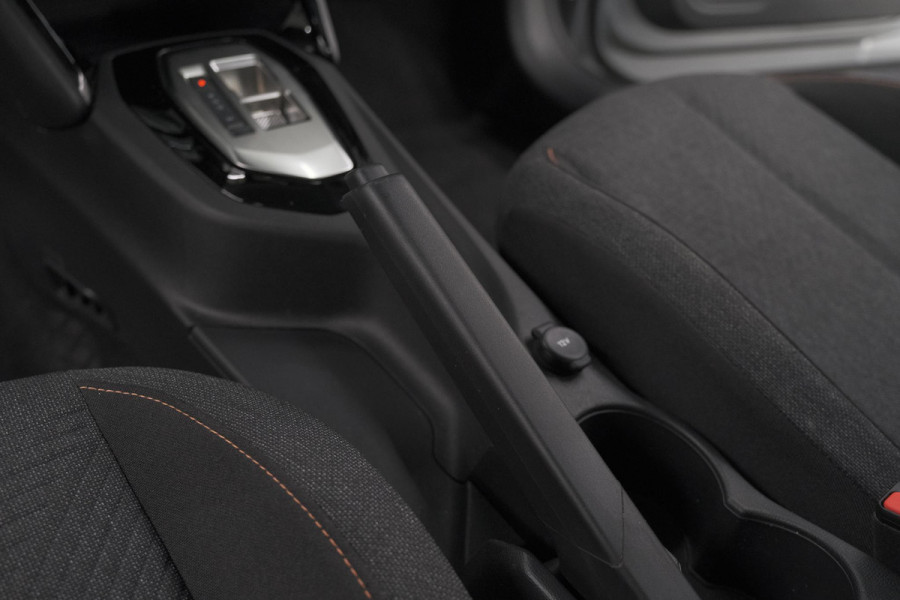 Peugeot 208 Hybrid 110 e-DCS6 Style | Parkeersensoren | Apple Carplay | Cruise Control | Airco