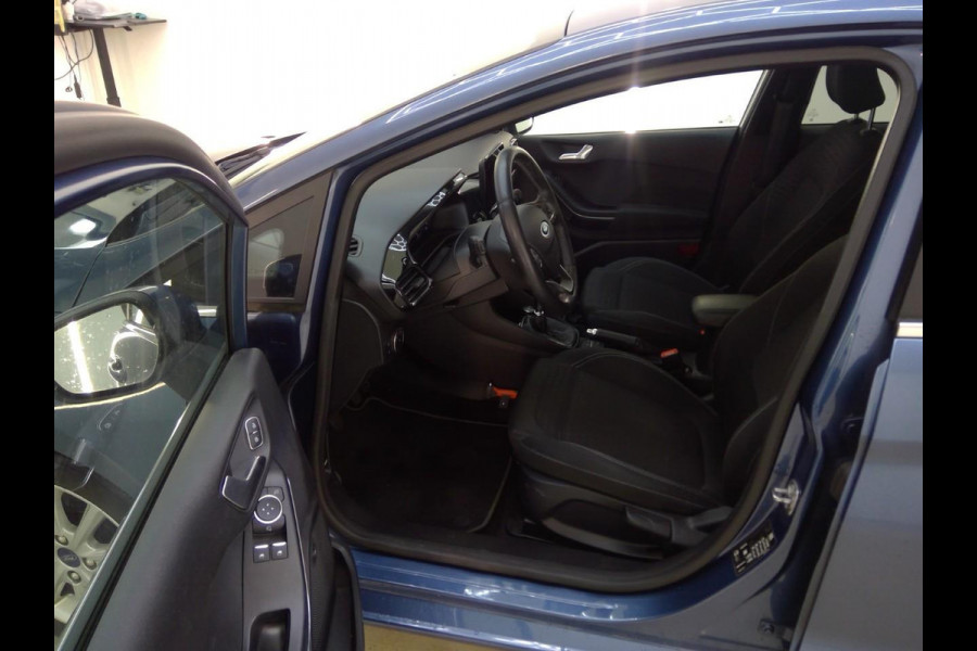 Ford Fiesta 1.0 EcoBoost Titanium | 101.000 KM | Winterpack | Navigatie | Licht metalen velgen | WORDT VERWACHT!