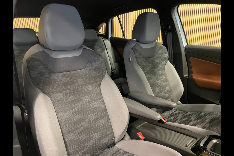 Volkswagen ID.5 Pro 77 kWh|95%SOH|204PK|ACC|APPLE CARPLAY/ANDROID AUTO|STOELVERWARMING|NAVIGATIE|NL-AUTO|NAP|1e EIGENAAR|