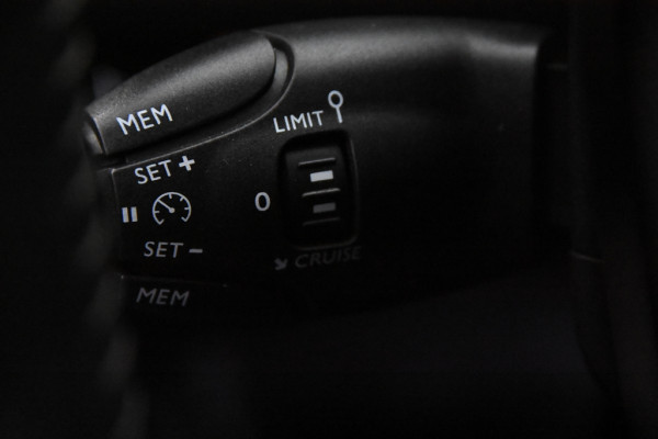 Peugeot 2008 Allure *1ste Eigenaar*Leer*Panoramadak*Navigatie*