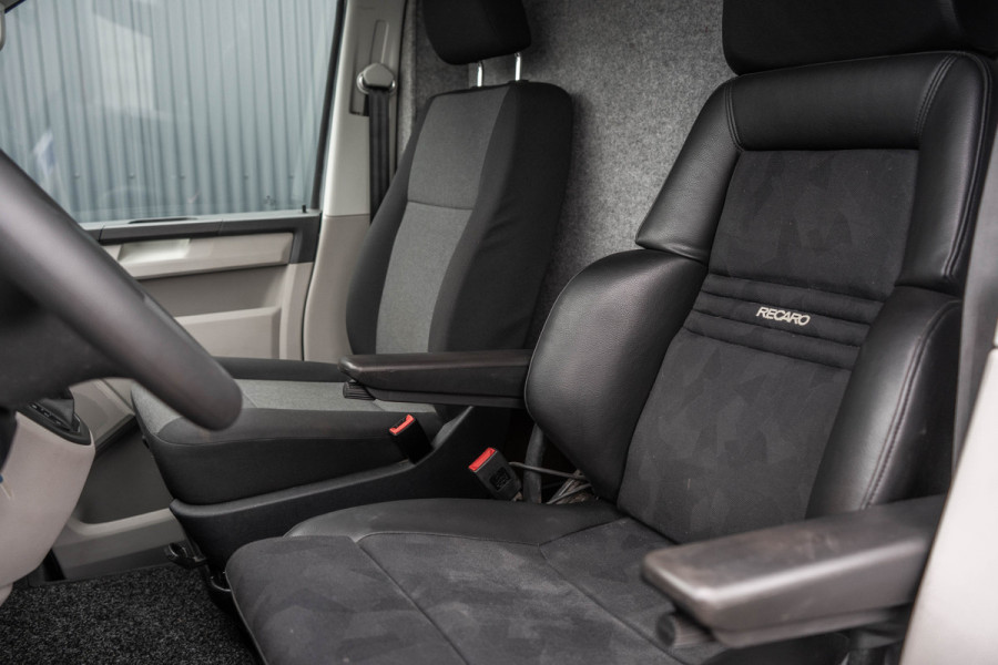 Volkswagen Transporter T6 2.0 TDI L1H1 | 150 PK | Automaat | Carplay | Cruise | PDC | Trekhaak