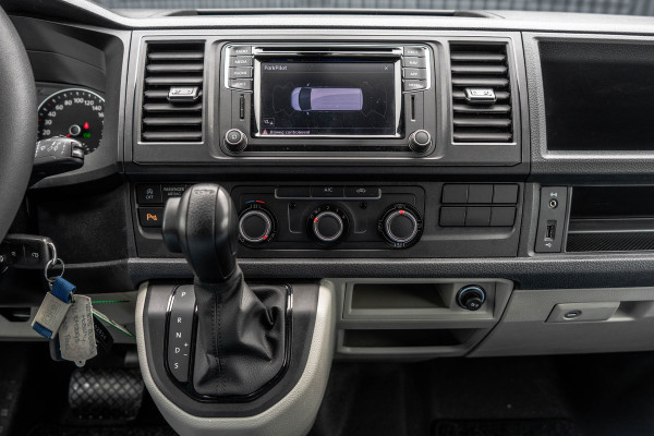 Volkswagen Transporter T6 2.0 TDI L1H1 | 150 PK | Automaat | Carplay | Cruise | PDC | Trekhaak