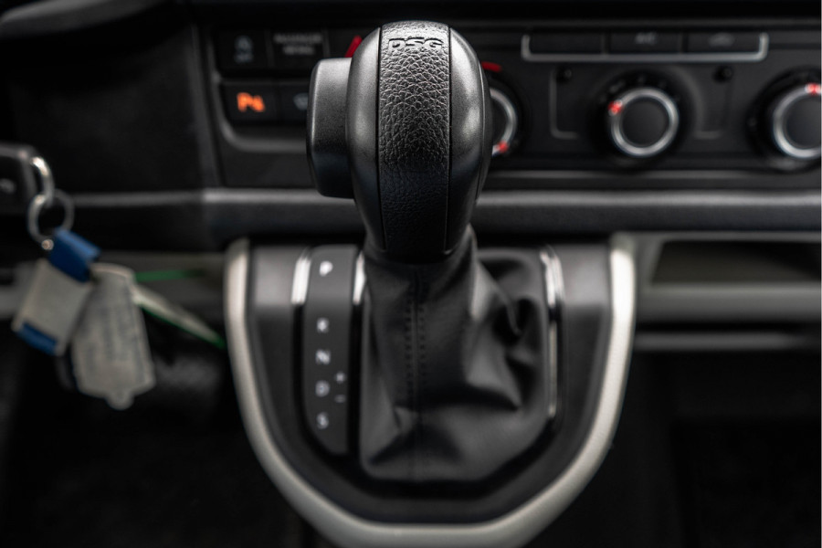 Volkswagen Transporter T6 2.0 TDI L1H1 | 150 PK | Automaat | Carplay | Cruise | PDC | Trekhaak