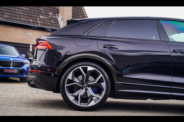 Audi RSQ8 4.0 TFSI RS Q8 Quattro | Massage | Carbon | Alcantara | Stoelkoeling/verwarming | Bang&Olufsen | Memory | 23 inch | NAP