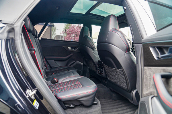 Audi RSQ8 4.0 TFSI RS Q8 Quattro | Massage | Carbon | Alcantara | Stoelkoeling/verwarming | Bang&Olufsen | Memory | 23 inch | NAP