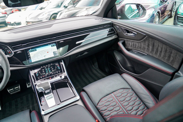 Audi RSQ8 4.0 TFSI RS Q8 Quattro | Massage | Carbon | Alcantara | Stoelkoeling/verwarming | Bang&Olufsen | Memory | 23 inch | NAP