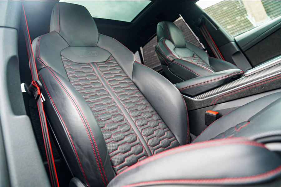Audi RSQ8 4.0 TFSI RS Q8 Quattro | Massage | Carbon | Alcantara | Stoelkoeling/verwarming | Bang&Olufsen | Memory | 23 inch | NAP