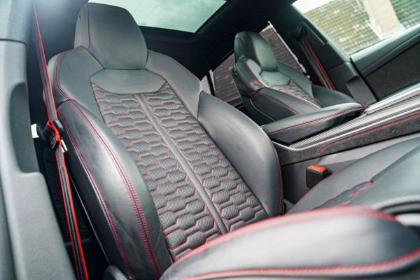 Audi RSQ8 4.0 TFSI RS Q8 Quattro | Massage | Carbon | Alcantara | Stoelkoeling/verwarming | Bang&Olufsen | Memory | 23 inch | NAP