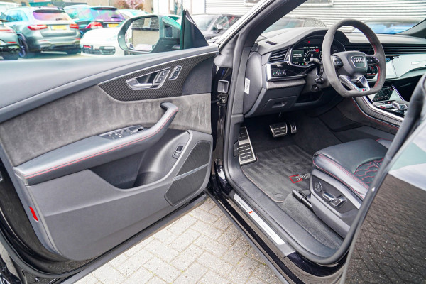 Audi RSQ8 4.0 TFSI RS Q8 Quattro | Massage | Carbon | Alcantara | Stoelkoeling/verwarming | Bang&Olufsen | Memory | 23 inch | NAP