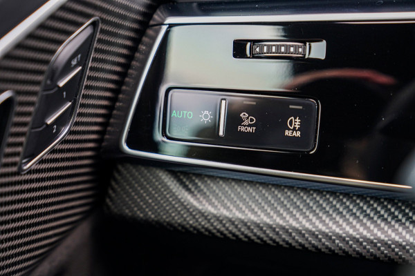 Audi RSQ8 4.0 TFSI RS Q8 Quattro | Massage | Carbon | Alcantara | Stoelkoeling/verwarming | Bang&Olufsen | Memory | 23 inch | NAP