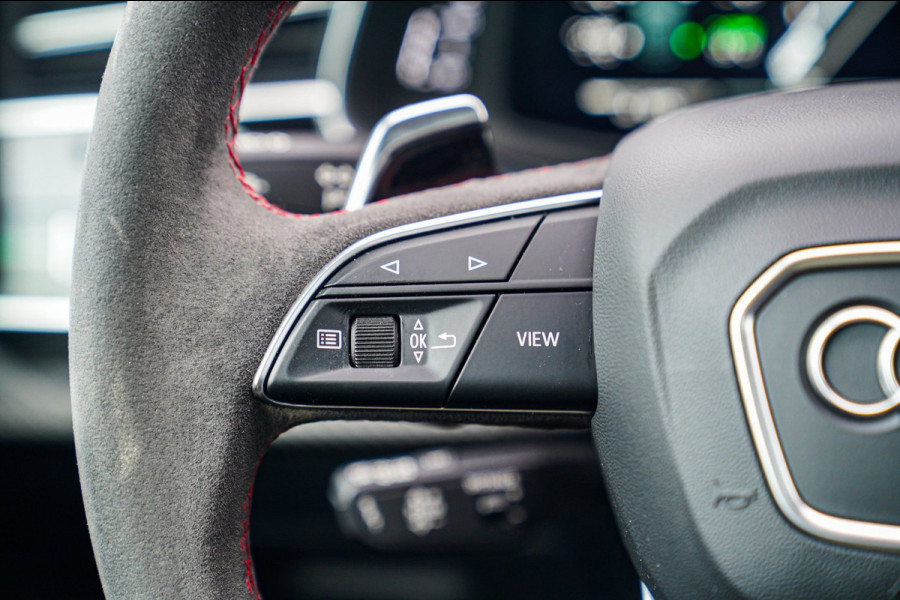 Audi RSQ8 4.0 TFSI RS Q8 Quattro | Massage | Carbon | Alcantara | Stoelkoeling/verwarming | Bang&Olufsen | Memory | 23 inch | NAP