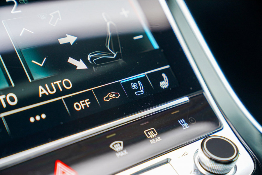 Audi RSQ8 4.0 TFSI RS Q8 Quattro | Massage | Carbon | Alcantara | Stoelkoeling/verwarming | Bang&Olufsen | Memory | 23 inch | NAP