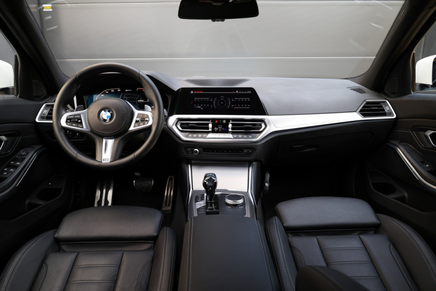 BMW 3-serie 330e Business Edition Plus | BTW | NAP | M-SPORT | LASER | KEYLESS | 360 | LEDER | DEALER ONDH |