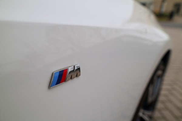 BMW 3-serie 330e Business Edition Plus | BTW | NAP | M-SPORT | LASER | KEYLESS | 360 | LEDER | DEALER ONDH |