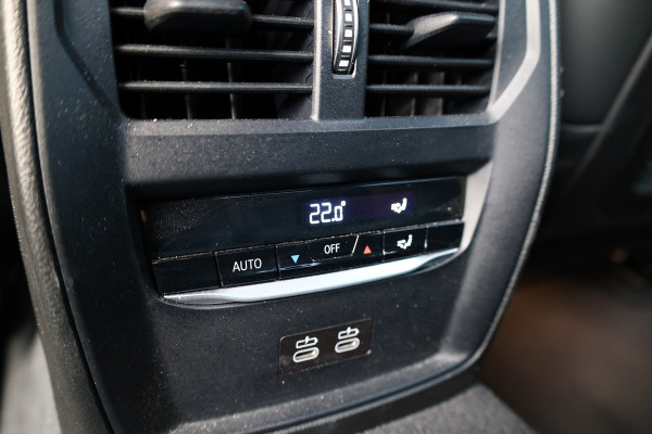 BMW 3-serie 330e Business Edition Plus | BTW | NAP | M-SPORT | LASER | KEYLESS | 360 | LEDER | DEALER ONDH |