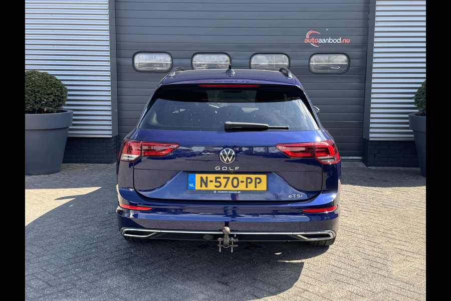 Volkswagen Golf Variant 1.5 eTSI R-Line | Navigatie | Camera | DAB | Trekhaak |