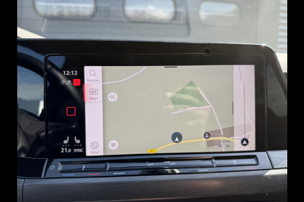 Volkswagen Golf Variant 1.5 eTSI R-Line | Navigatie | Camera | DAB | Trekhaak |