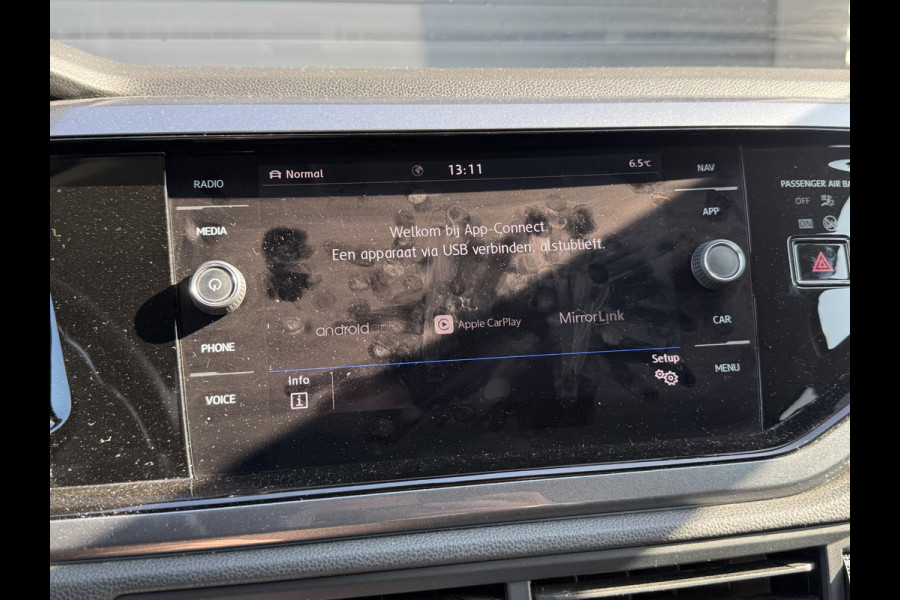 Volkswagen Polo 1.0 TSI Highline | Navigatie | Adaptive Cruise Control | DAB | Privacy Glass | Climate Control | Lichtmetalen Velgen |