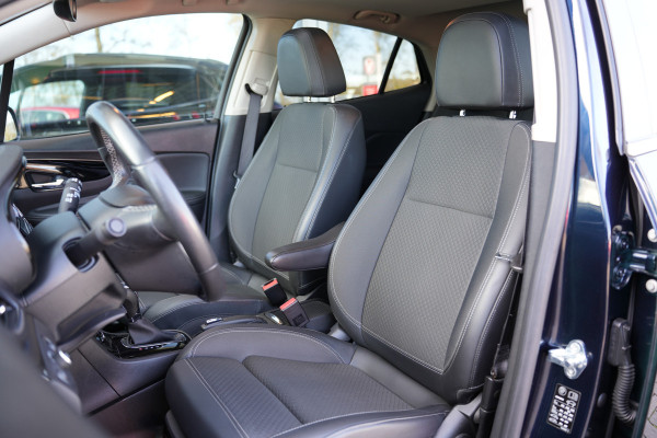 Opel Mokka X 1.4 Turbo Innovation | Achteruitrijcamera | Elektrisch schuif-/kanteldak | Trekhaak |