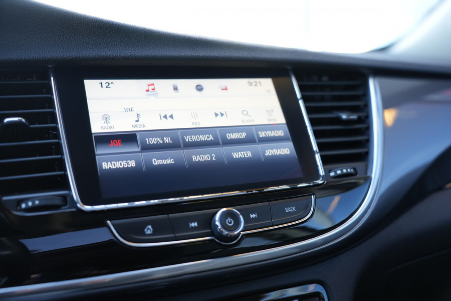 Opel Mokka X 1.4 Turbo Innovation | Achteruitrijcamera | Elektrisch schuif-/kanteldak | Trekhaak |
