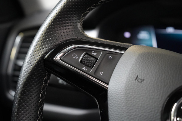 Škoda Kodiaq 1.5 TSi 150pk Business Edition DSG | Trekhaak | Panoramadak | Blind-Spot | Adaptive cruise | Sfeerverlichting | Camera