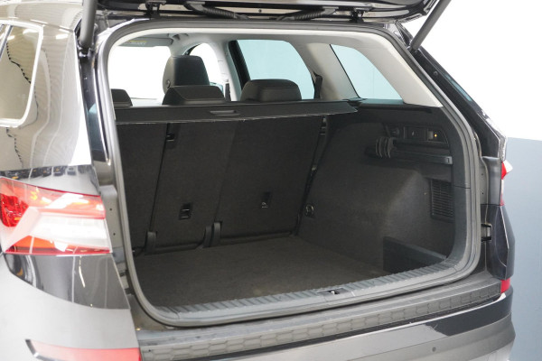 Škoda Kodiaq 1.5 TSi 150pk Business Edition DSG | Trekhaak | Panoramadak | Blind-Spot | Adaptive cruise | Sfeerverlichting | Camera