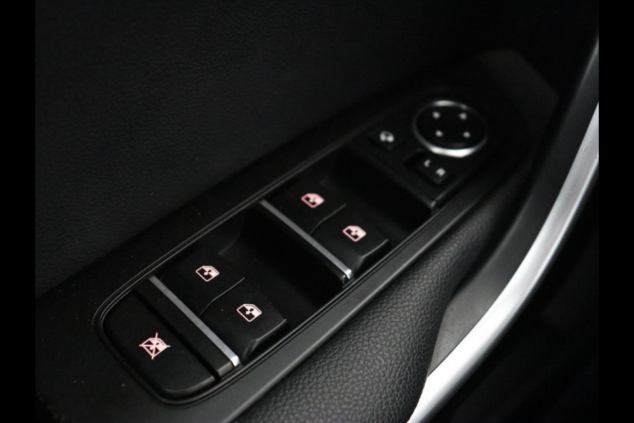 Kia Ceed 1.6 GDI PHEV ExecutiveLine | SOH 93% | Panoramadak | Stoelventilatie | Leder | Camera | Carplay | Half leder | Stuurverwarming | Full LED | Keyless | Navigatie | Digital Cockpit | Plug In