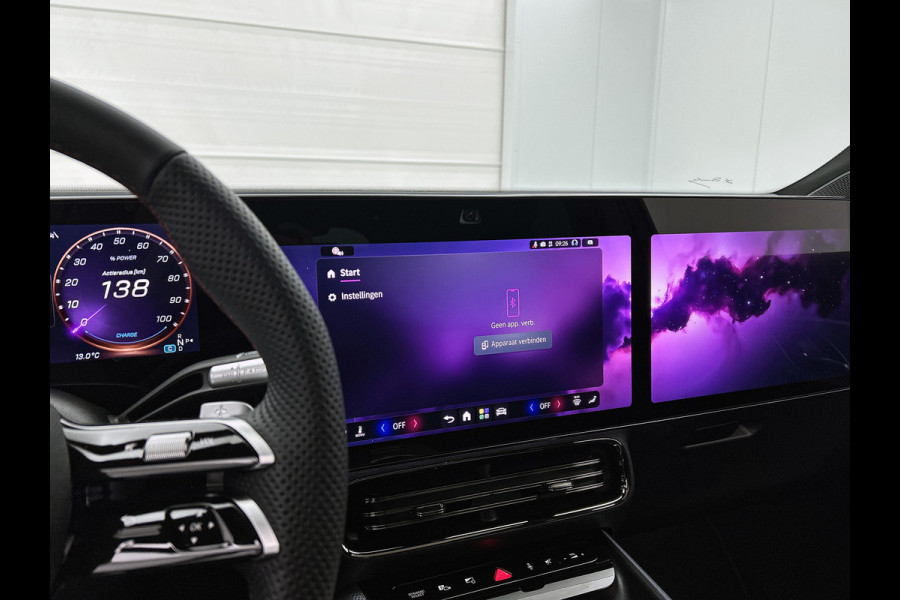 Mercedes-Benz Glb 250+ Business Solution AMG 7p. 85.5 kWh | Premium pakket | Winterpakket | Nightpakket | Trekhaak | Verstelbare demping | 20” multispaakse AMG-velgen | Vast panoramadak | Sfeerverlichting | GUARD 360° |