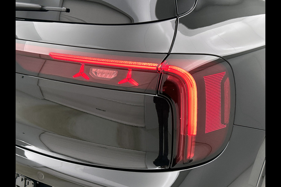 Mercedes-Benz Glb 250+ Business Solution AMG 7p. 85.5 kWh | Premium pakket | Winterpakket | Nightpakket | Trekhaak | Verstelbare demping | 20” multispaakse AMG-velgen | Vast panoramadak | Sfeerverlichting | GUARD 360° |