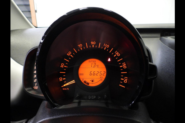 Peugeot 108 1.0 e-VTi Allure NAVI/CAMERA/CLIMA/15"LMV!