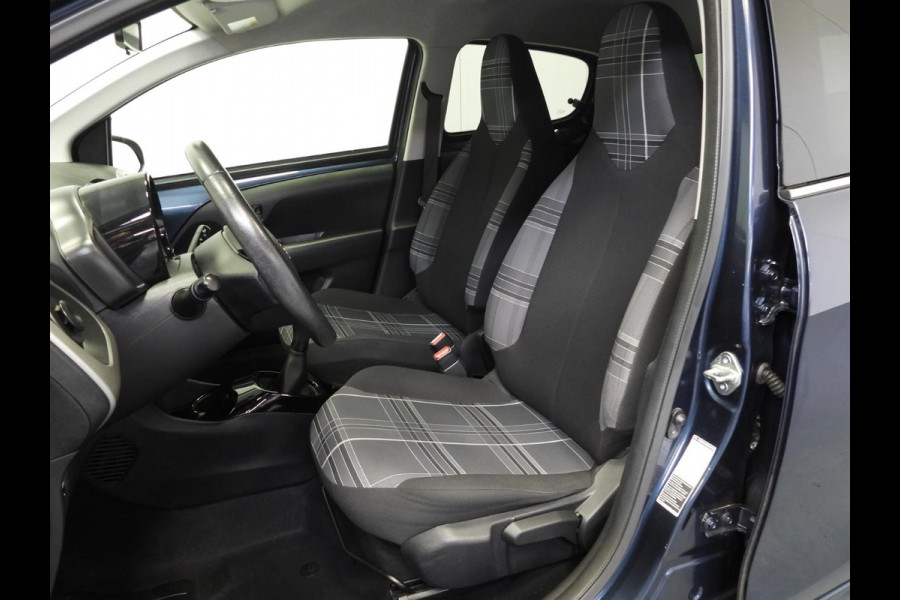 Peugeot 108 1.0 e-VTi Allure NAVI/CAMERA/CLIMA/15"LMV!