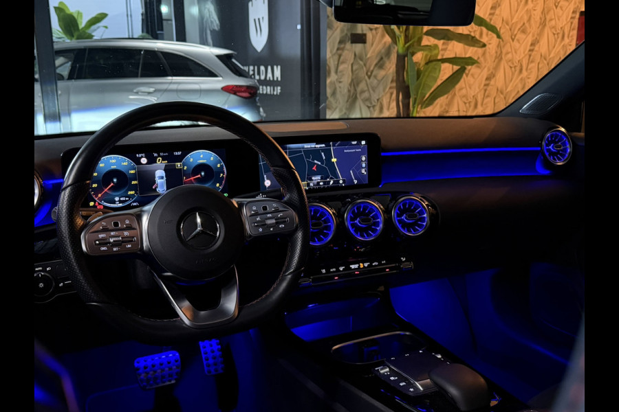 Mercedes-Benz A-Klasse 200 AMG Line Junge Sterne Garantie Pano Ambient Night Camera Carplay StoelVW Cruise Clima Navi Dab Rijklaar