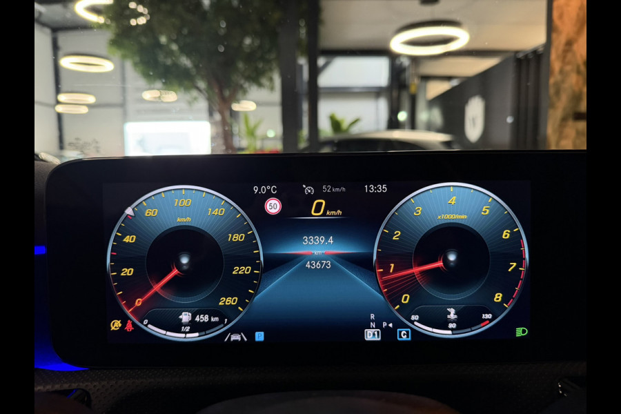 Mercedes-Benz A-Klasse 200 AMG Line Junge Sterne Garantie Pano Ambient Night Camera Carplay StoelVW Cruise Clima Navi Dab Rijklaar