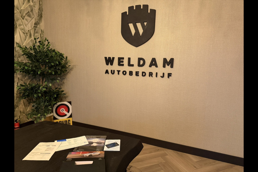 Mercedes-Benz A-Klasse 200 AMG Line Junge Sterne Garantie Pano Ambient Night Camera Carplay StoelVW Cruise Clima Navi Dab Rijklaar