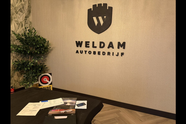 Mercedes-Benz A-Klasse 200 AMG Line Junge Sterne Garantie Pano Ambient Night Camera Carplay StoelVW Cruise Clima Navi Dab Rijklaar