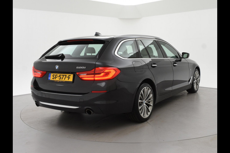BMW 5 Serie Touring 520i H.E. 184 PK AUT. LUXURY LINE + COMFORTZETELS | AFN. TREKHAAK | PANORAMA | LIVE COCKPIT | ADAPTIVE CRUISE