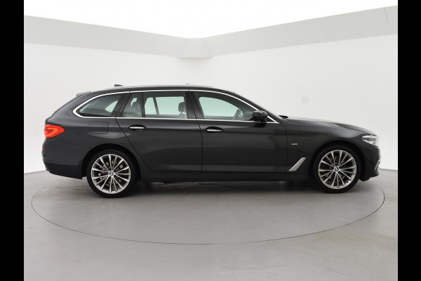 BMW 5 Serie Touring 520i H.E. 184 PK AUT. LUXURY LINE + COMFORTZETELS | AFN. TREKHAAK | PANORAMA | LIVE COCKPIT | ADAPTIVE CRUISE