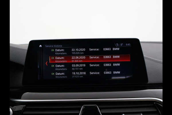 BMW 5 Serie Touring 520i H.E. 184 PK AUT. LUXURY LINE + COMFORTZETELS | AFN. TREKHAAK | PANORAMA | LIVE COCKPIT | ADAPTIVE CRUISE