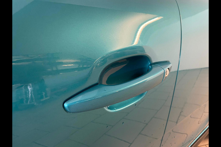 Citroën C3 1.2 PureTech Live AIRCO SCHERM ELELK RAMEN CENT VERG MULTI STUUR 5DRS LAGE KM STAND ZEER NETTE AUTO