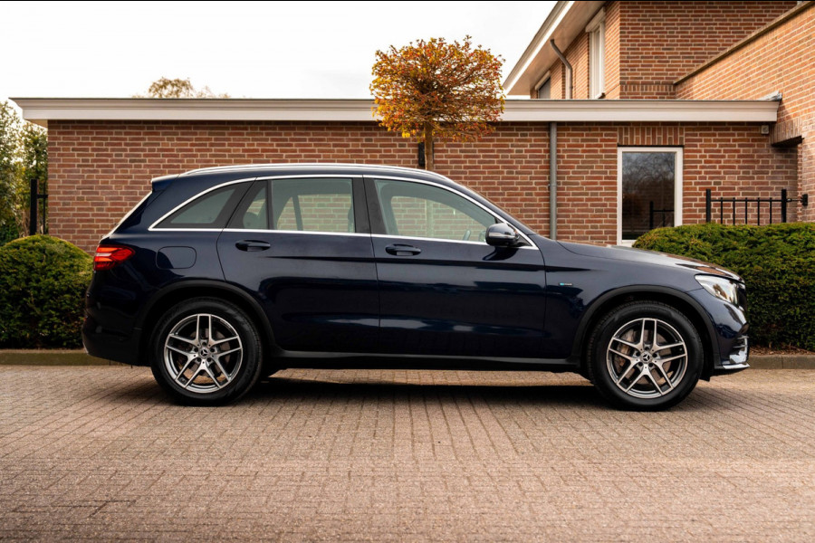 Mercedes-Benz GLC 350e 4MATIC Business Solution AMG Luchtvering Burmester 360 Camera 19''