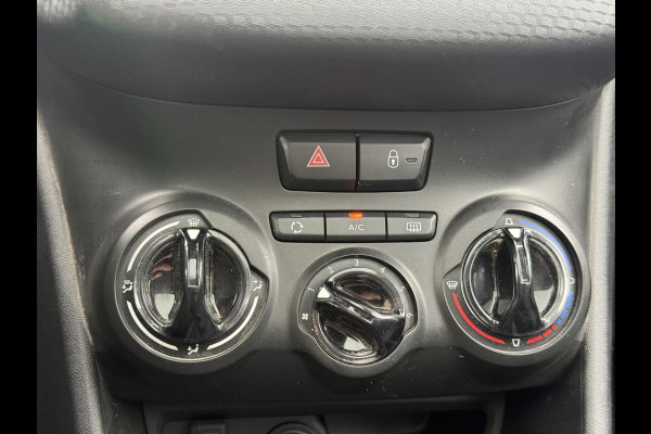 Peugeot 2008 1.2 PureTech Blue Lion 2e Eigenaar|Navi|Pano|Trekhaak|Airco|Cruise|PDC|Carplay|N.A.P|APK tot 05-2027