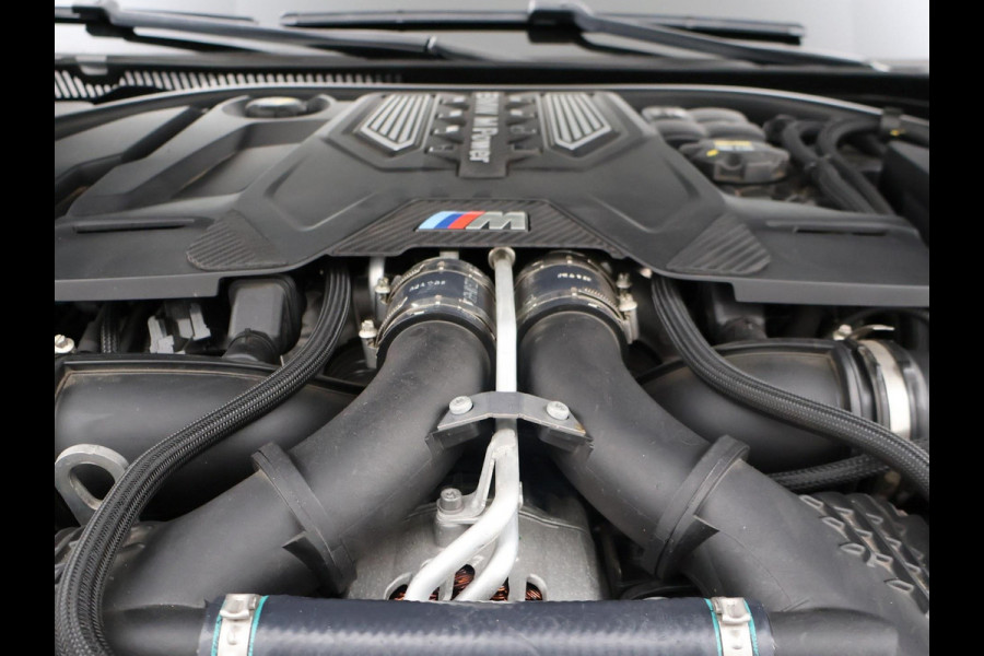 BMW M5 COMPETITION 625 PK ORIG. NL BTW + B&W | HEAD-UP | KERAMISCH | ADAPTIVE CRUISE | SCHERMEN ACHTERIN