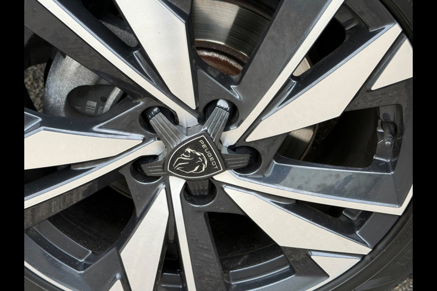 Peugeot 308 1.2 PureTech AUTOMAAT Allure Black line, achteruitrijcamera, afneembare trekhaak, 1 e eigenaar, NL auto met nap